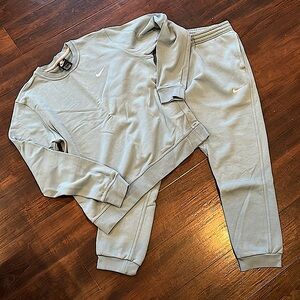 Nike Sweatsuit